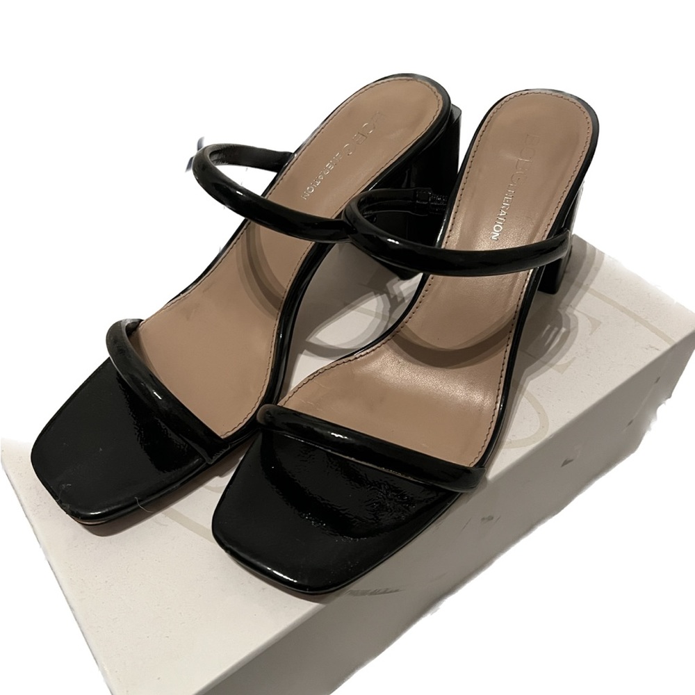 BCBG heeled sandals